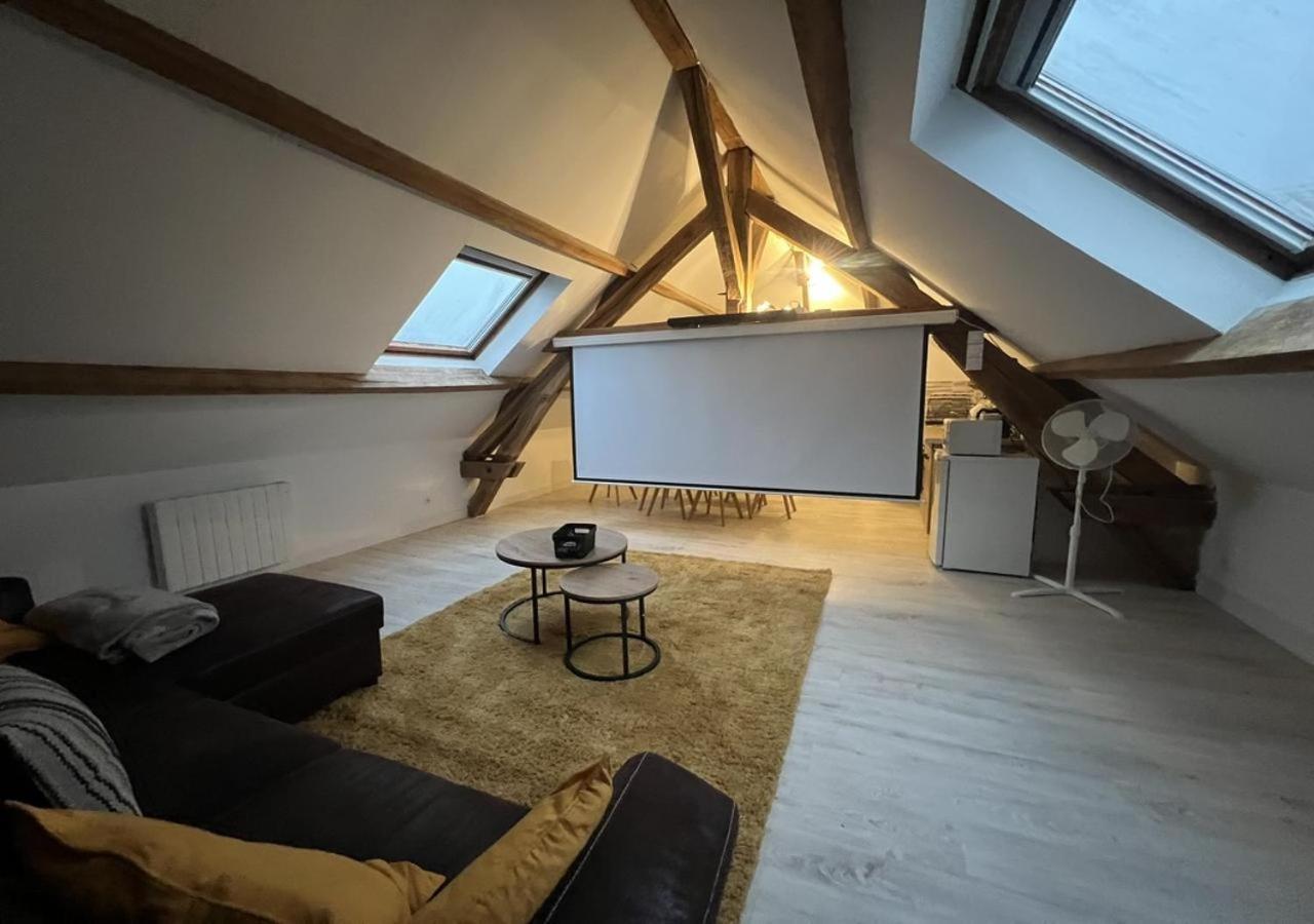 L Armurerie - Appartement Centre Ville De Sens Dış mekan fotoğraf